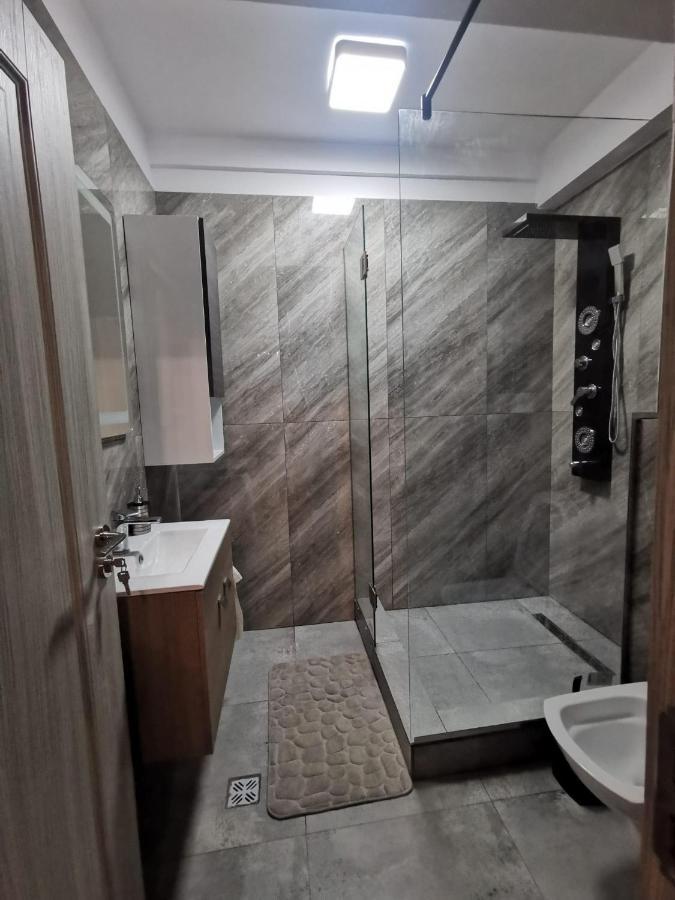 Lumandi Ls Residence Năvodari Exteriör bild